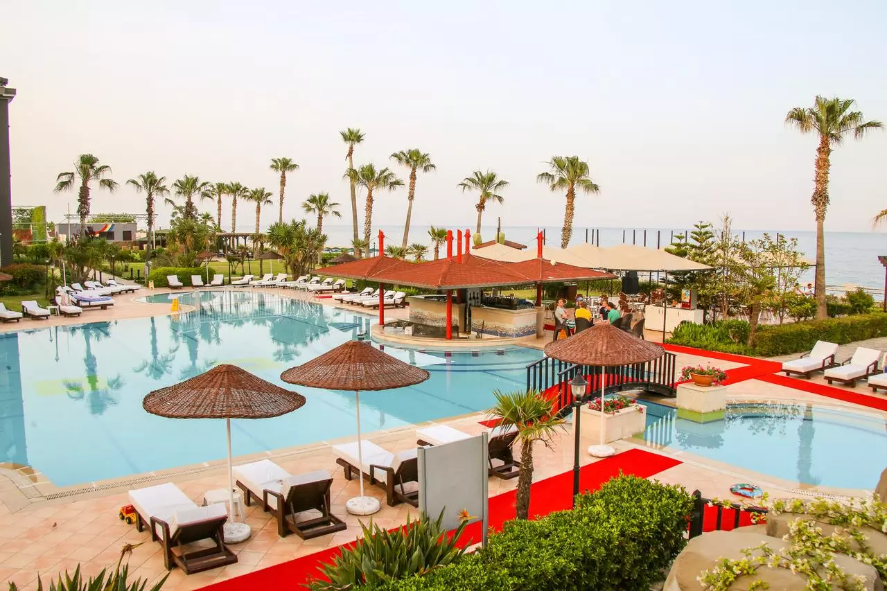 هتل آرماس لابادا